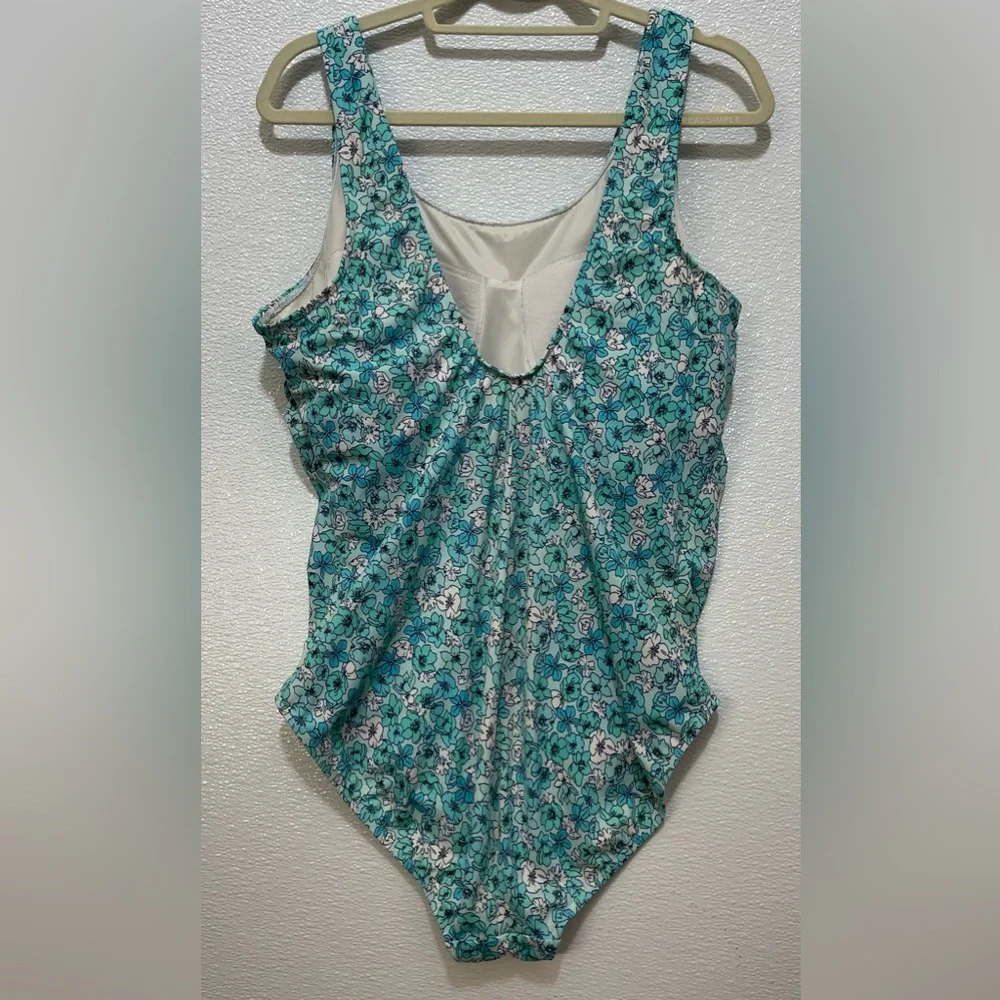 Lands' End Floral Scoop Neck Bodysuit in Teal and White (Small flaw) - Picture 3 of 5